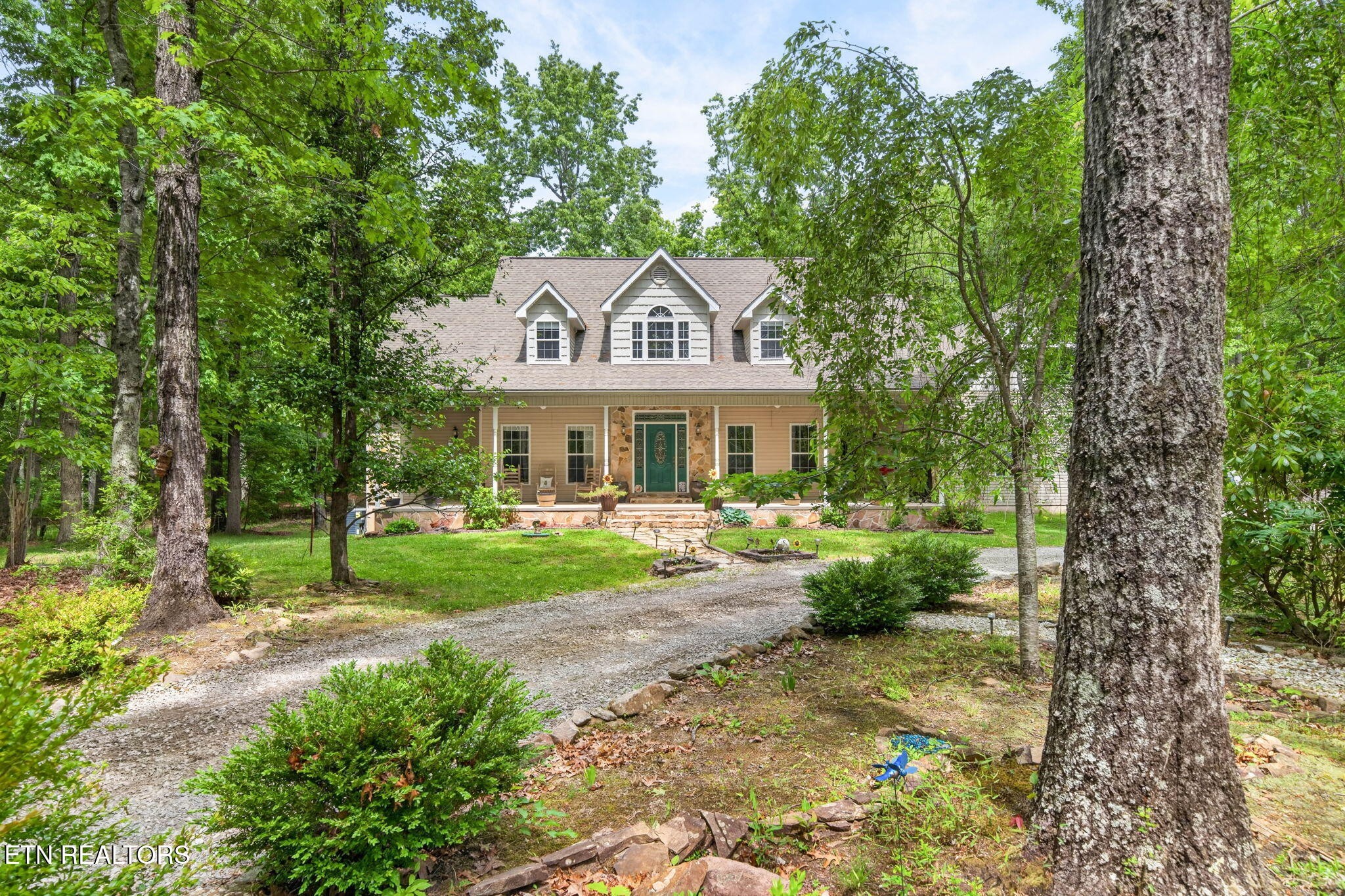 500 Cliff Park Road Monterey, TN 38574 - Photo 2 of 60