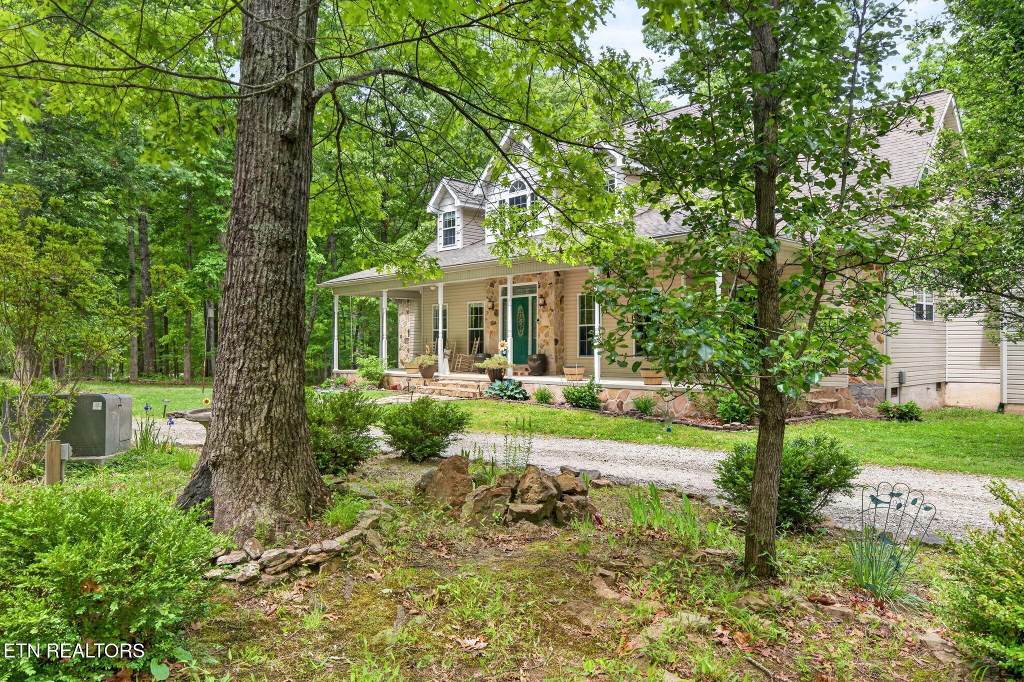500 Cliff Park Road Monterey, TN 38574 - Photo 9 of 60
