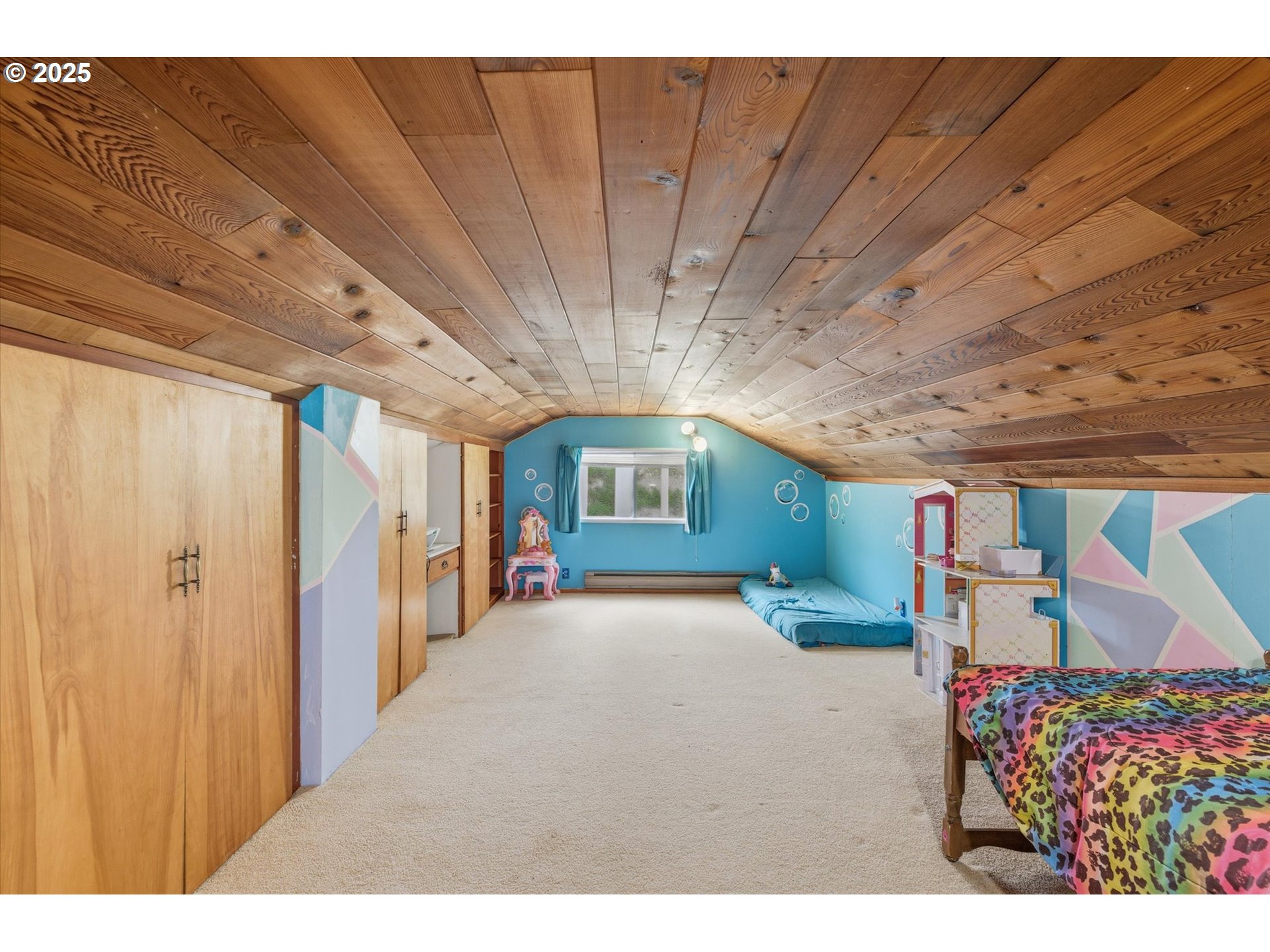 4514 L Place Seaview, WA 98644 - Photo 28 of 47 a view of entryway with hallway