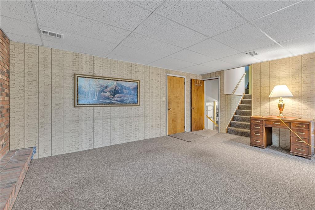610 Davidson Drive Rochester, PA 15074 - Photo 23 of 30