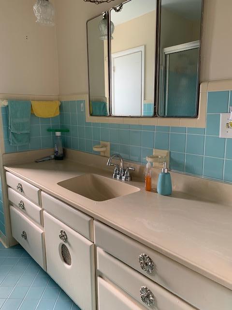 1029 Bacom Point Road Pahokee, FL 33476 - Photo 10 of 18 IMG_0298