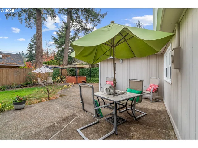$629,000 | 15390 Southwest Davis Road, Beaverton, OR 97007
