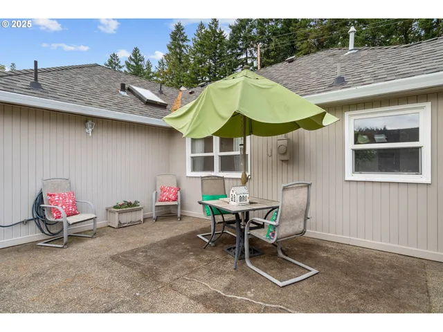 $629,000 | 15390 Southwest Davis Road, Beaverton, OR 97007