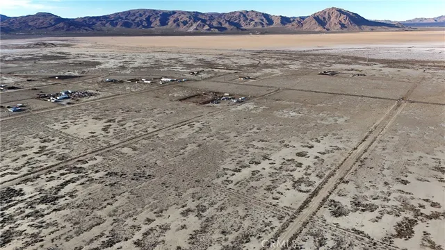 $14,000 | 797 Highland Avenue, Lucerne Valley, CA 92356