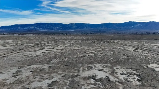 $14,000 | 797 Highland Avenue, Lucerne Valley, CA 92356