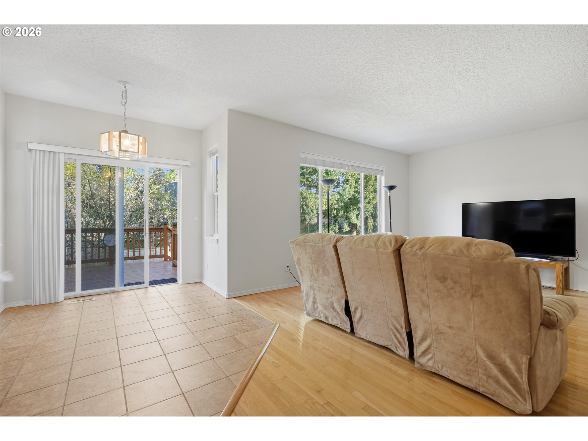 12416 Southwest Canvasback Way Beaverton, OR 97007 - Photo 3 of 16 Living Room/Dining Room