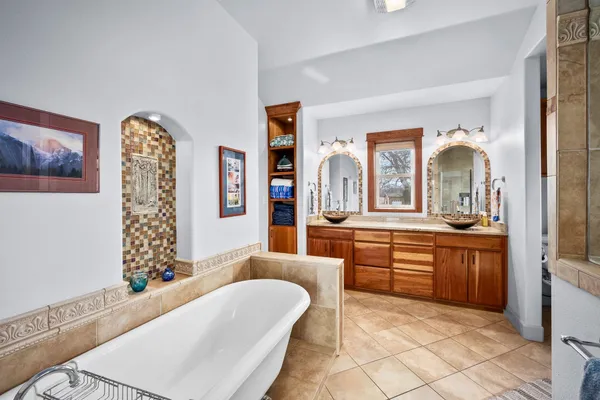 $699,000 | 30716 South Sunray Trail, Worley, ID 83876