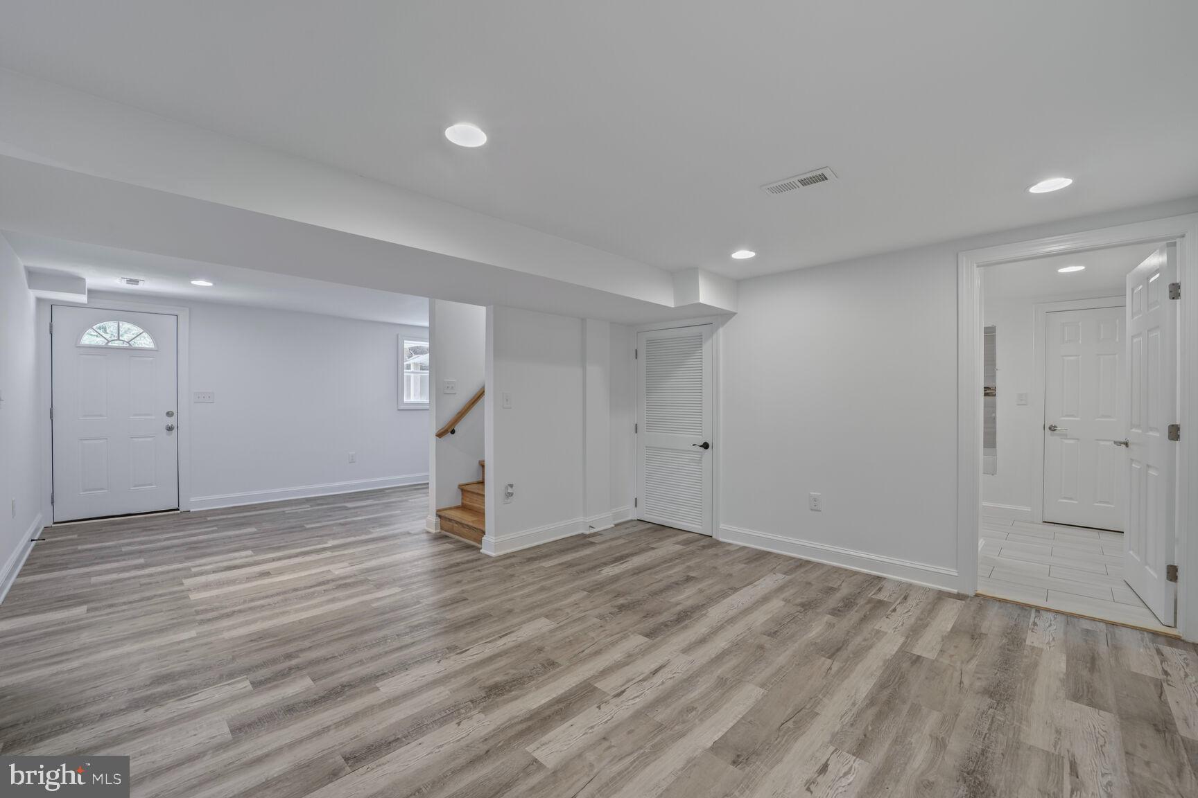 10213 Duvawn Place Silver Spring, MD 20902 - Photo 19 of 37