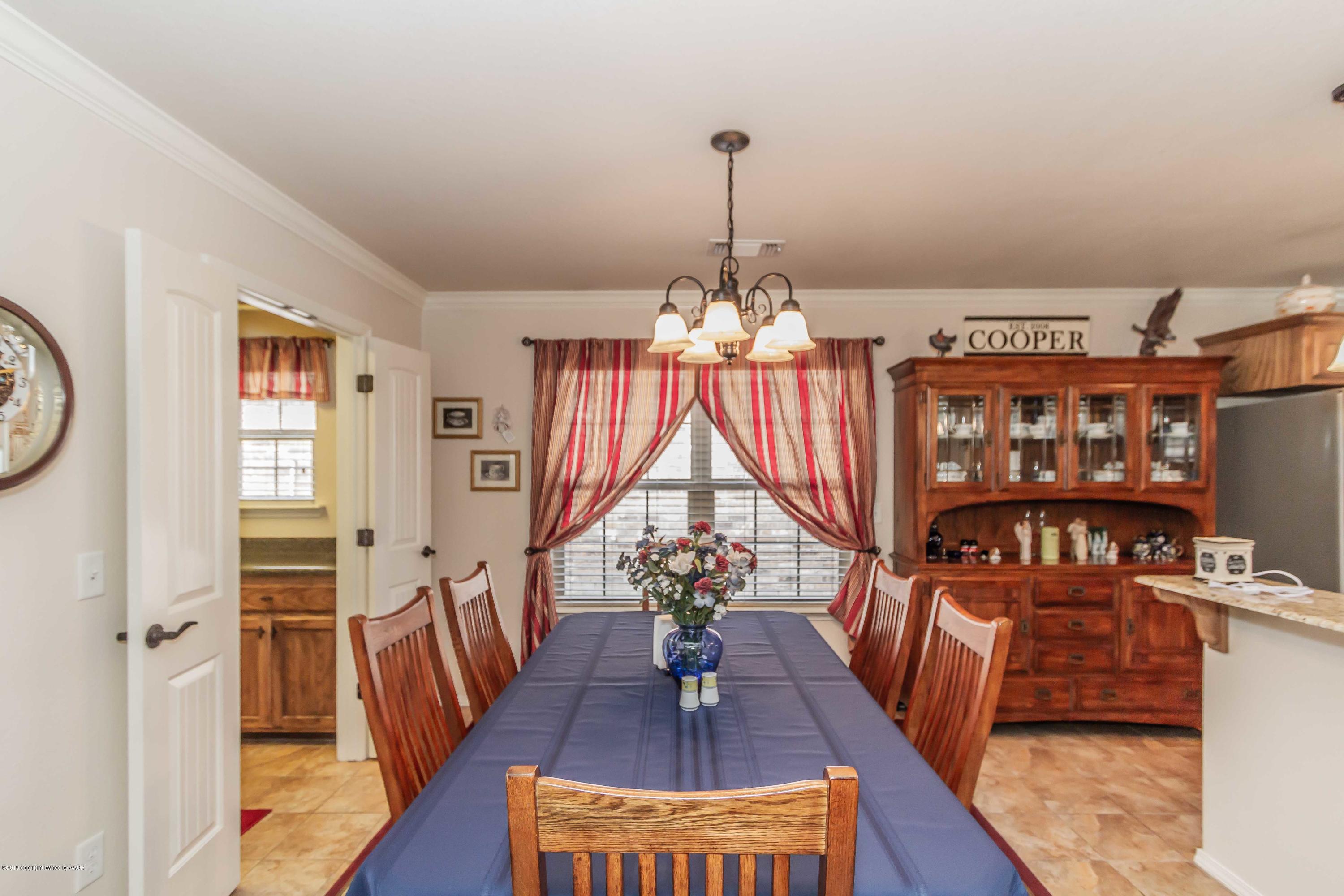 3707 Arden Road Amarillo, TX 79118 - Photo 11 of 32 a view of a interior of the house