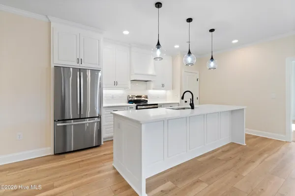 $385,000 | 125 Scots Pine Circle, Wallace, NC 28466