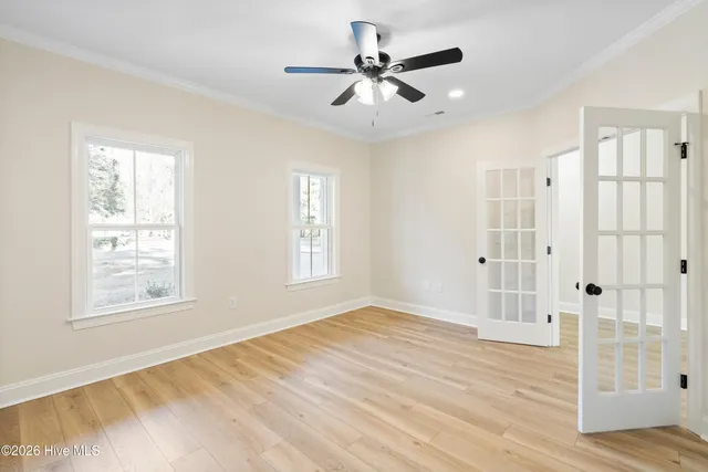 $400,000 | 125 Scots Pine Circle, Wallace, NC 28466