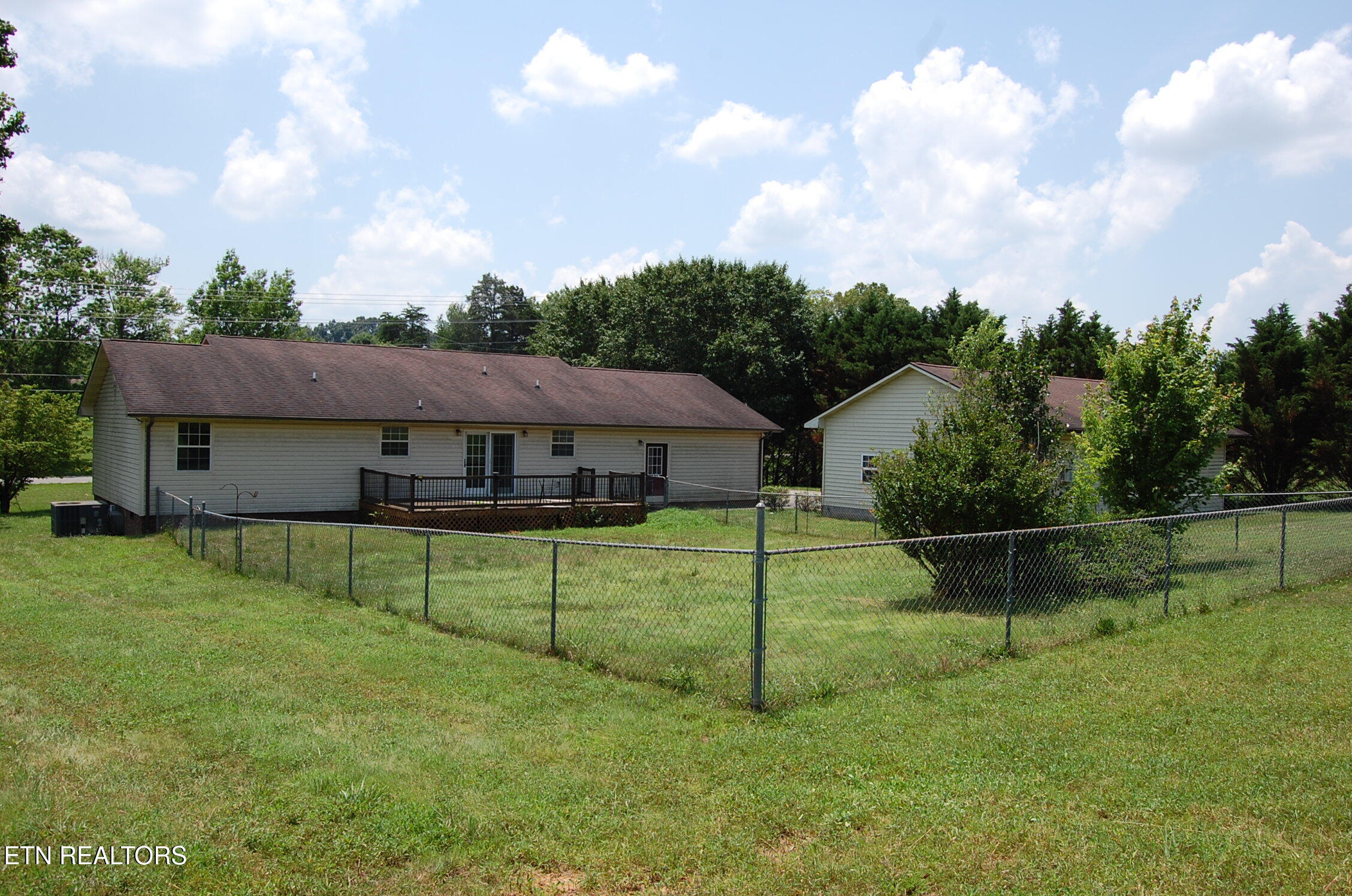 3740 Miser Station Road Louisville, TN 37777 - Photo 3 of 21 Rear_View-Fencing+Deck