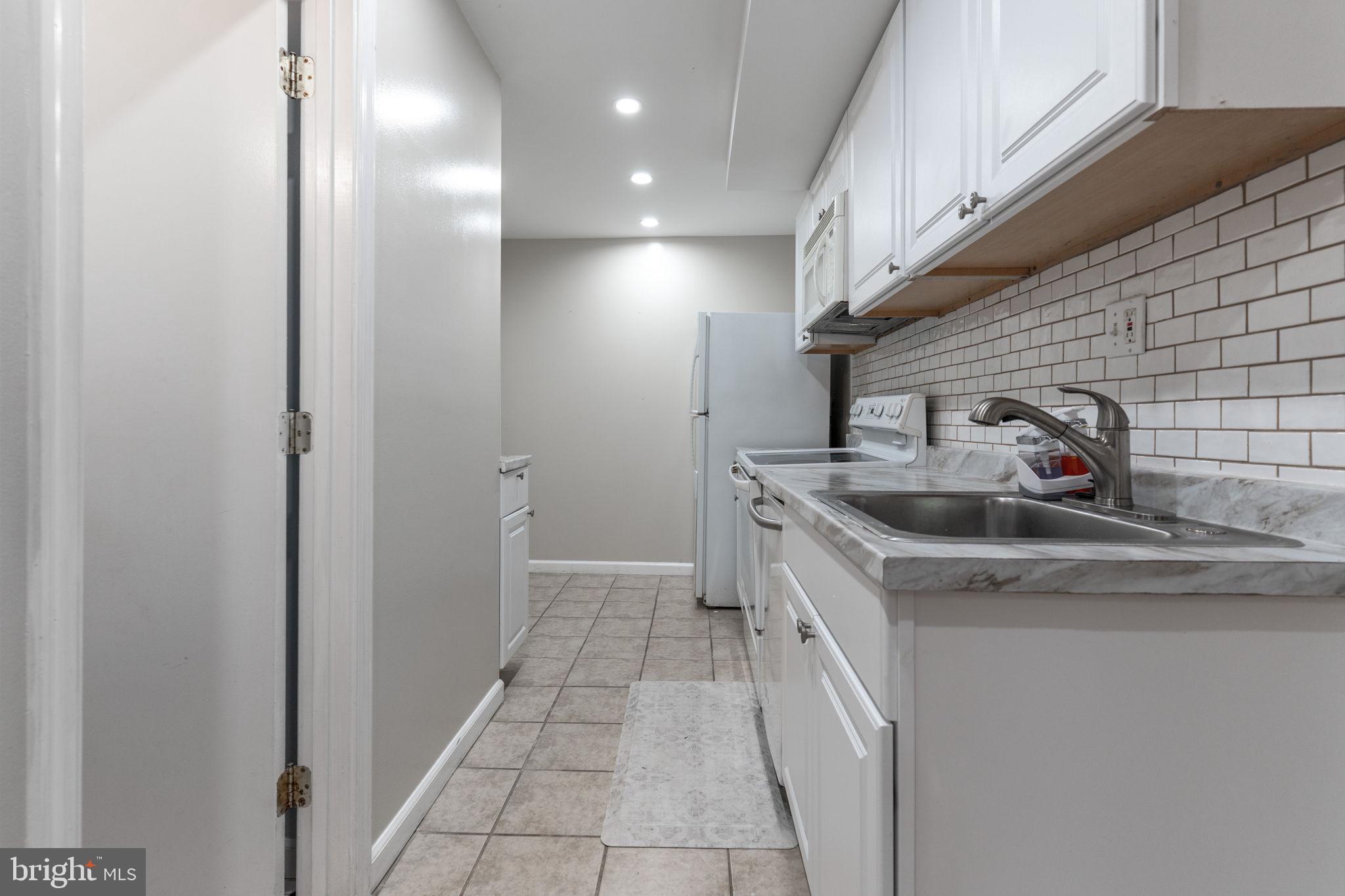 4141 21st Road North, Unit B Arlington, VA 22207 - Photo 8 of 23