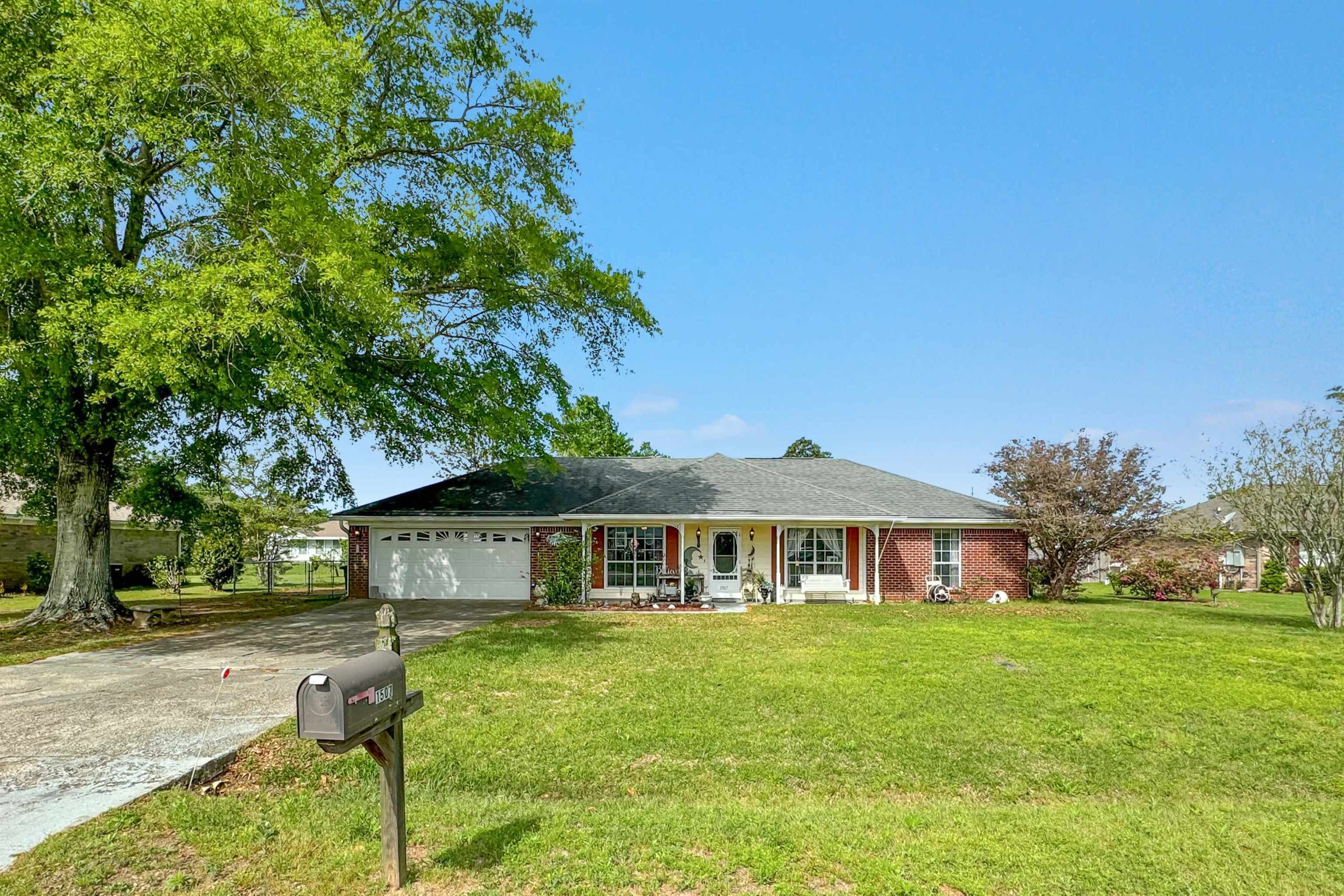 1507 Mulberry Lane Foley, AL 36535 - Photo 1 of 33