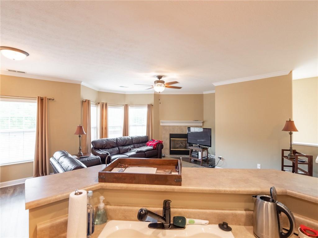1160 Falcon Ridge, Unit H Carmel, IN 46280 - Photo 22 of 46 Gallery Image 22
