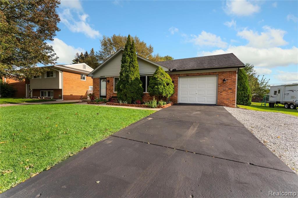 30459 South Gibraltar Road Gibraltar, MI 48173 - Photo 2 of 25