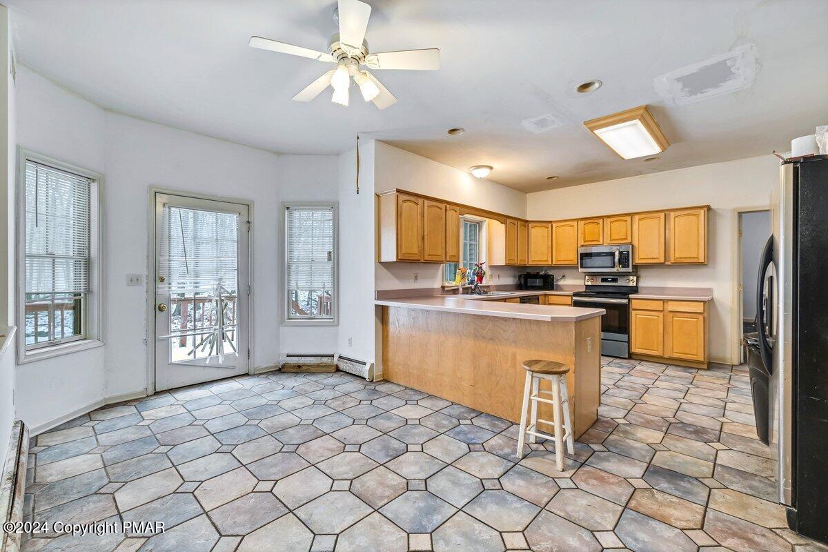 184 Hemlock Road Tannersville, PA 18372 - Photo 8 of 30 Photo-29