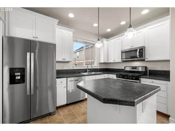 $350,000 | 1248 Southwest 162nd Avenue, Beaverton, OR 97006