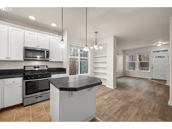 $350,000 | 1248 Southwest 162nd Avenue, Beaverton, OR 97006