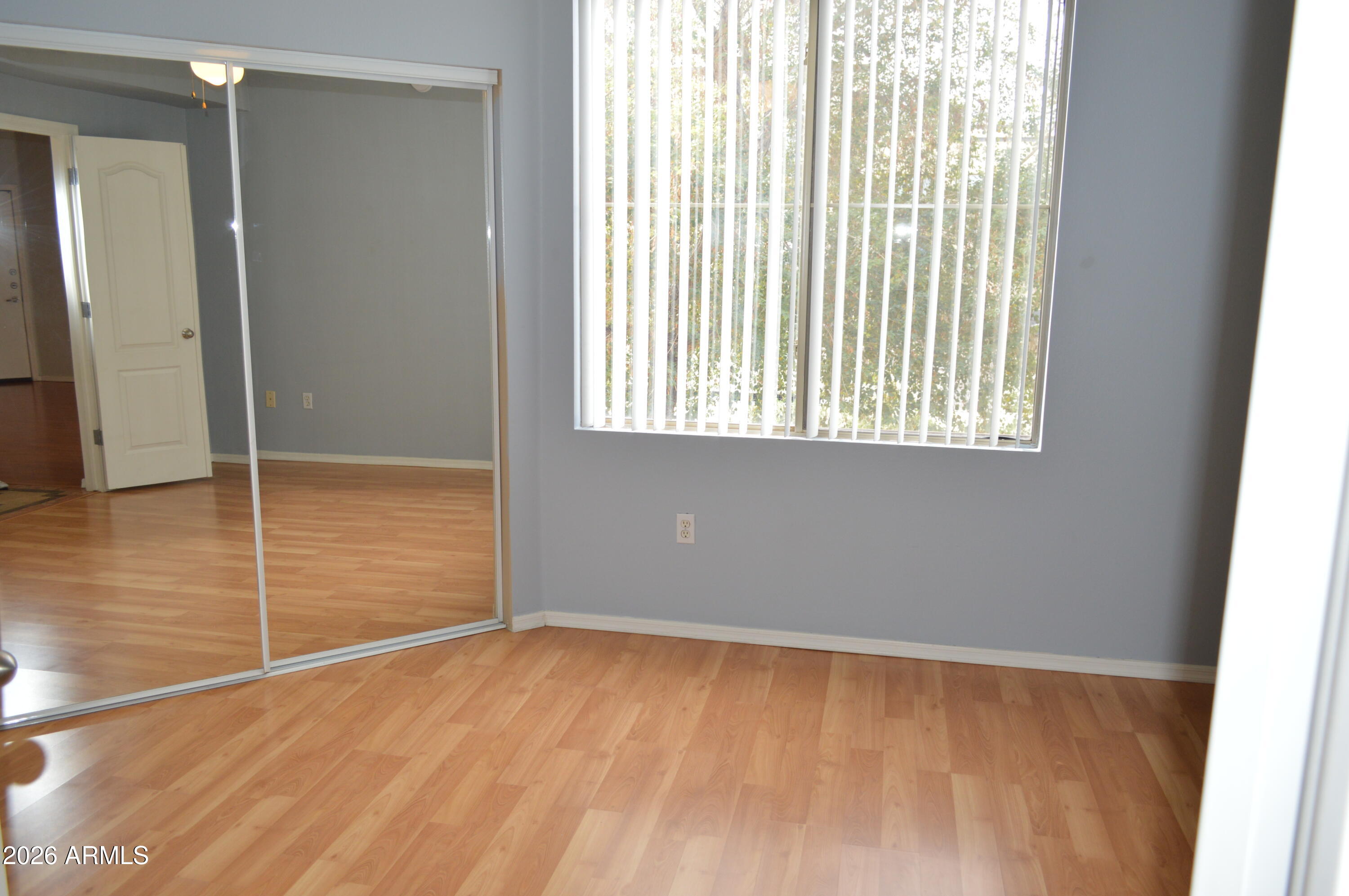 1701 East Colter Street, Unit 308 Phoenix, AZ 85016 - Photo 13 of 67 an empty room with window