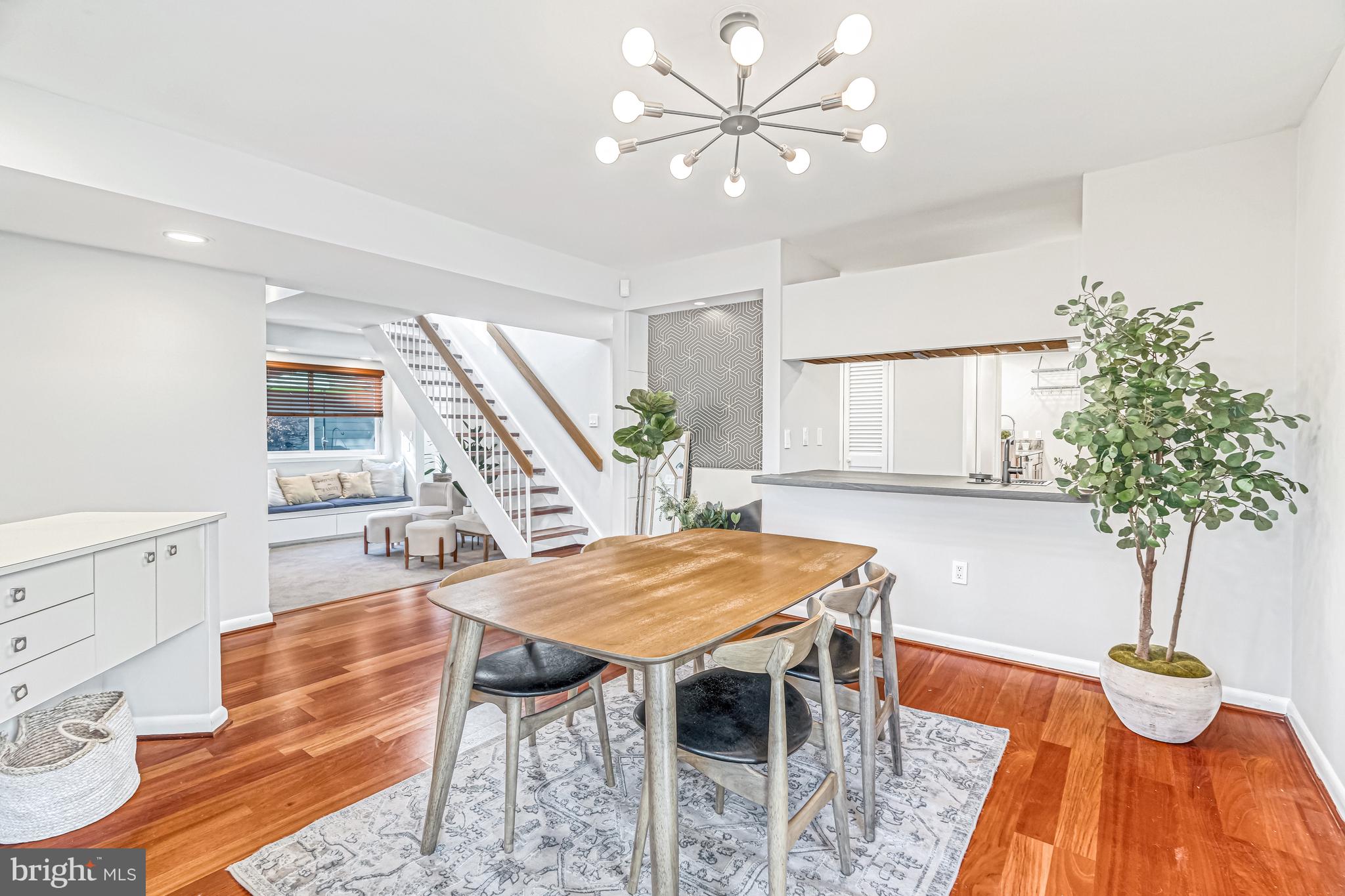 1982 Solaridge Court Reston, VA 20191 - Photo 13 of 45