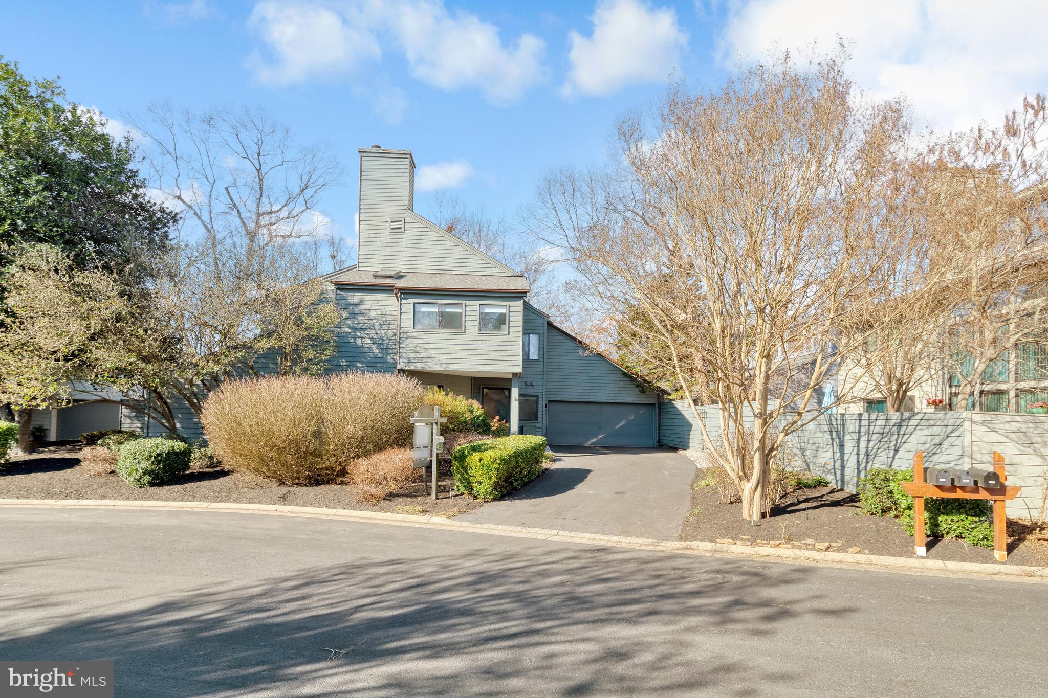 1982 Solaridge Court Reston, VA 20191 - Photo 5 of 45