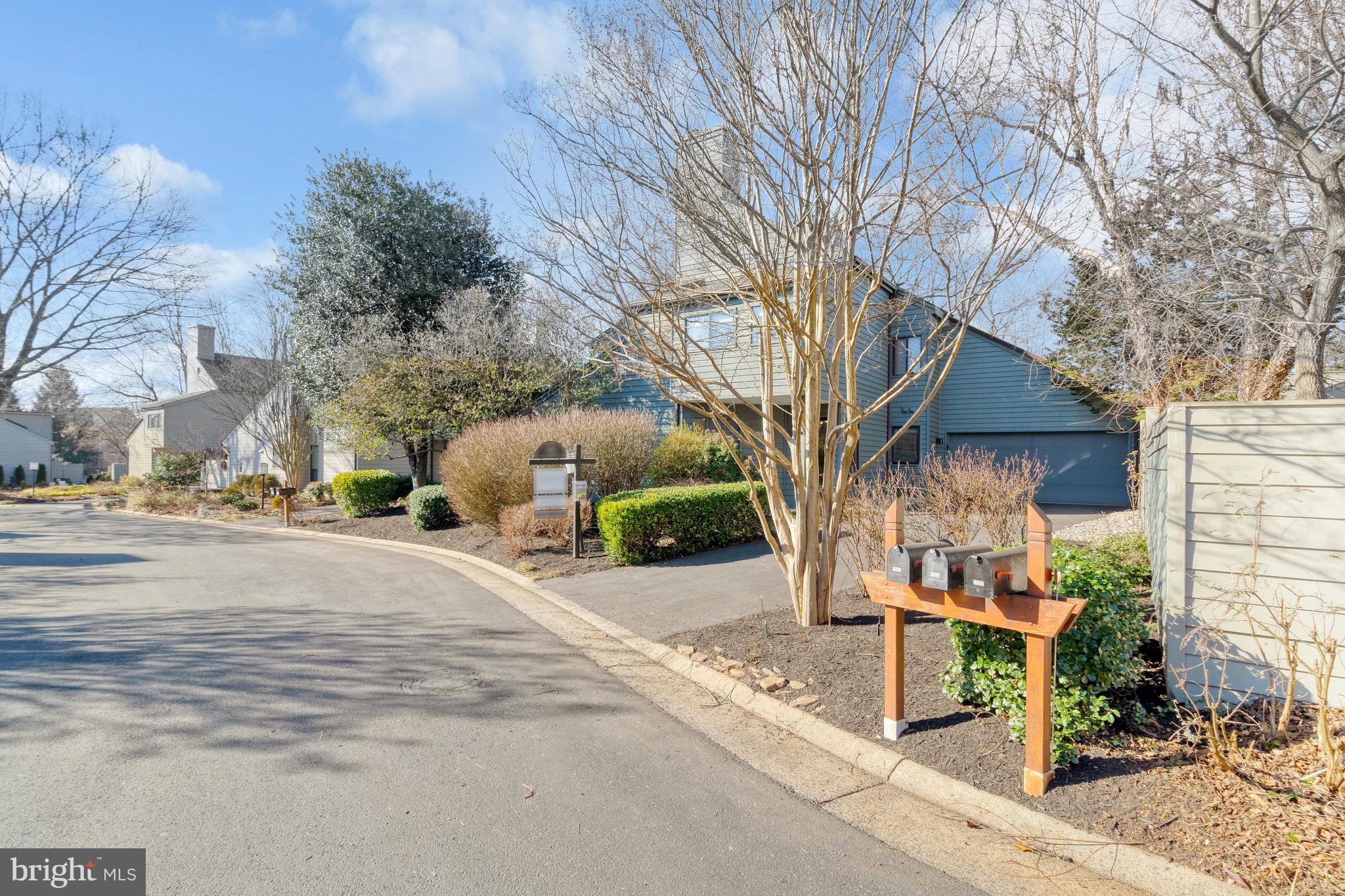 1982 Solaridge Court Reston, VA 20191 - Photo 6 of 45