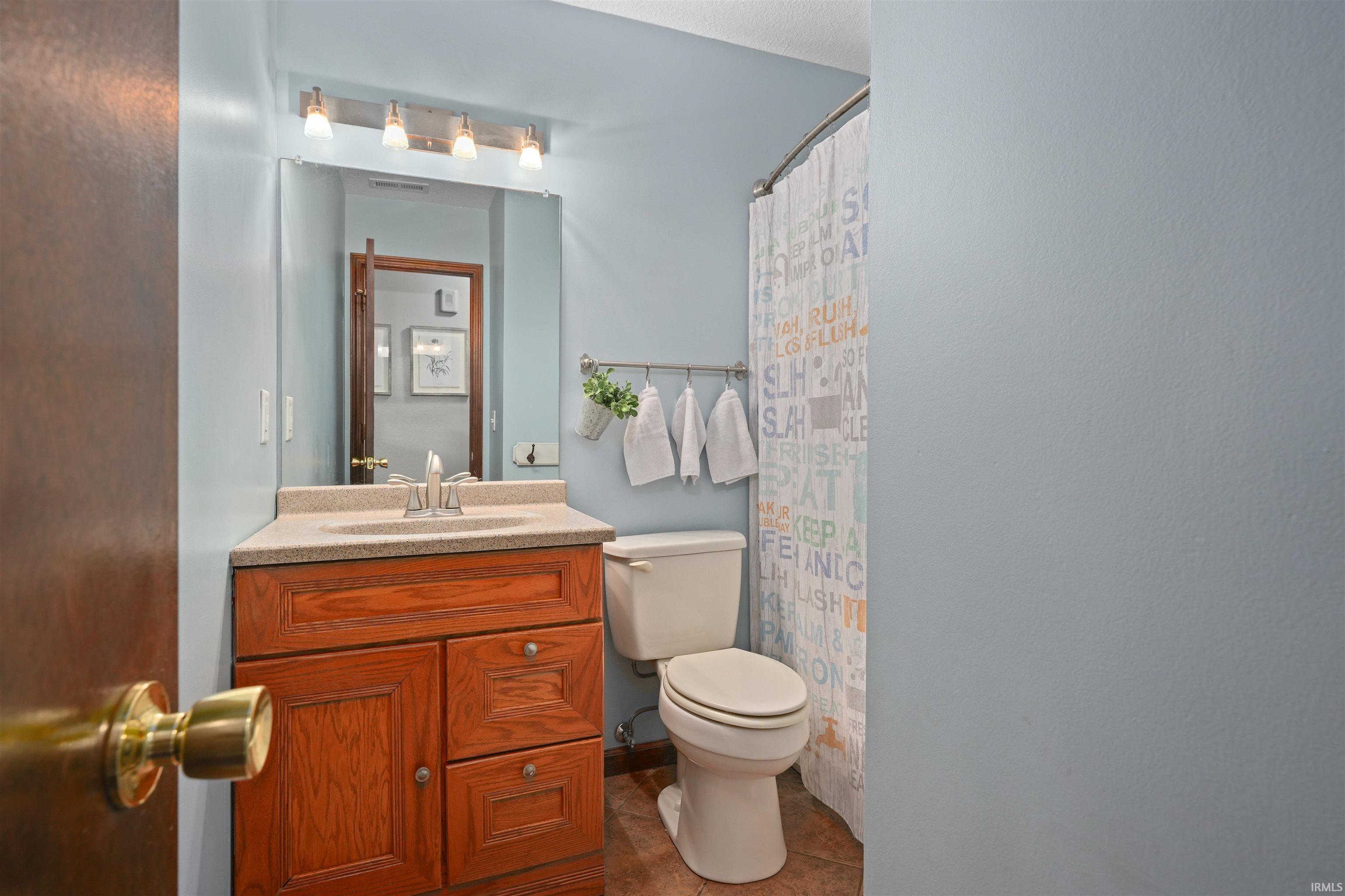 6926 Saxton Run Fort Wayne, IN 46835 - Photo 8 of 32 Gallery Image 8