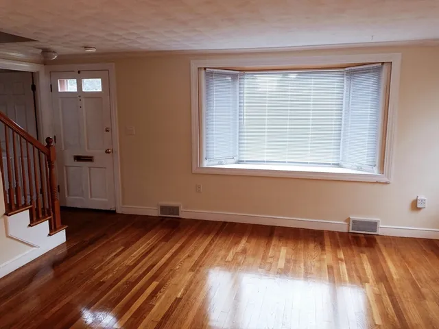 $4,000 | 188 Lexington Street, Unit 188, Newton, MA 02466