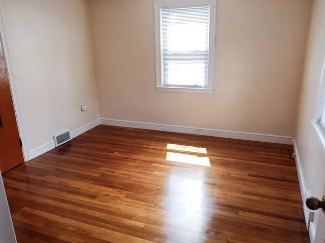 $4,000 | 188 Lexington Street, Unit 188, Newton, MA 02466