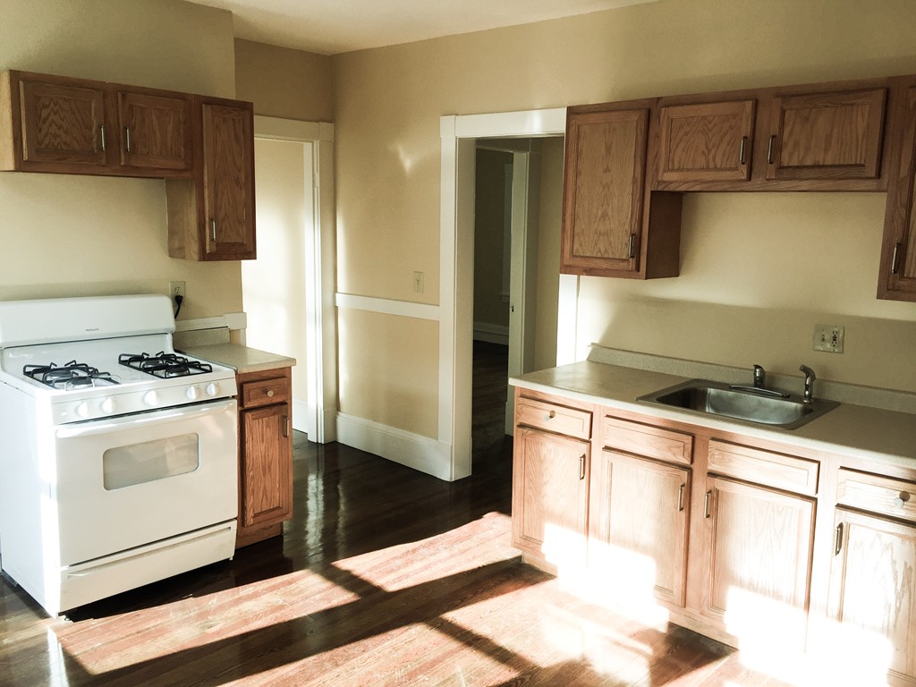 67-69 Draper Street Springfield, MA 01108 - Photo 12 of 16