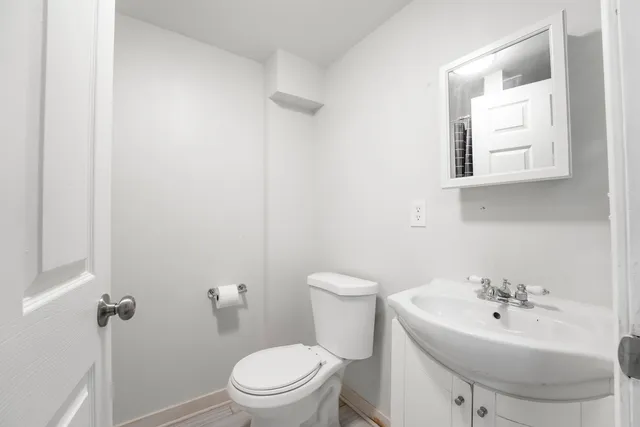 $2,900 | 1166 West Cullerton Street, Chicago, IL 60608