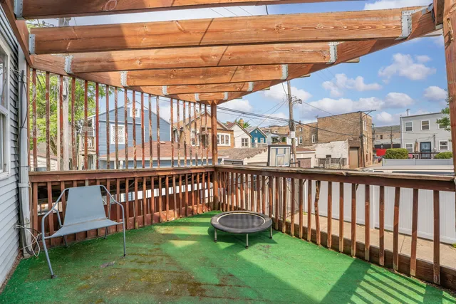 $2,900 | 1166 West Cullerton Street, Chicago, IL 60608