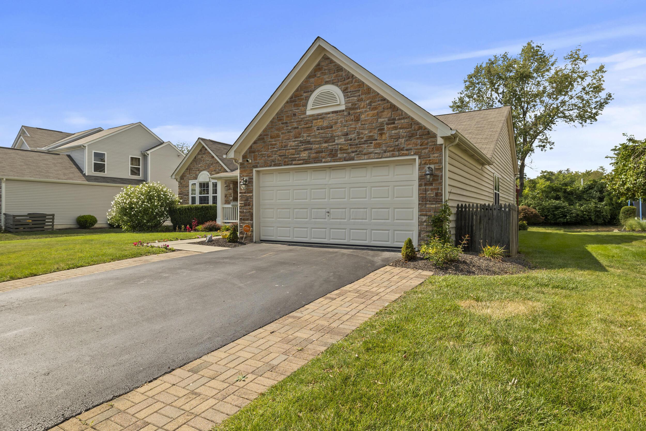 4420 Landmark Road Groveport, OH 43125 - Photo 2 of 6 2_front 02