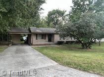 309 Elmhurst Avenue High Point, NC 27262 - Photo 2 of 22