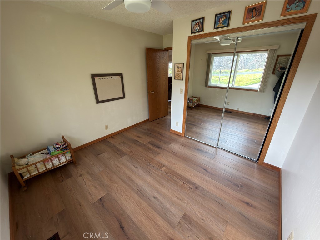 4 Rockridge Road Oroville, CA 95966 - Photo 10 of 18 a view of livingroom with hardwood floor and hallway