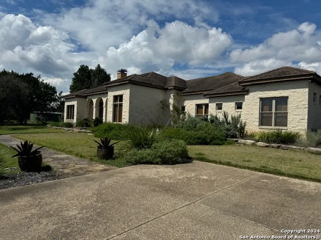 $1,600,000 | 309 Horseshoe Bend, Boerne, TX 78006