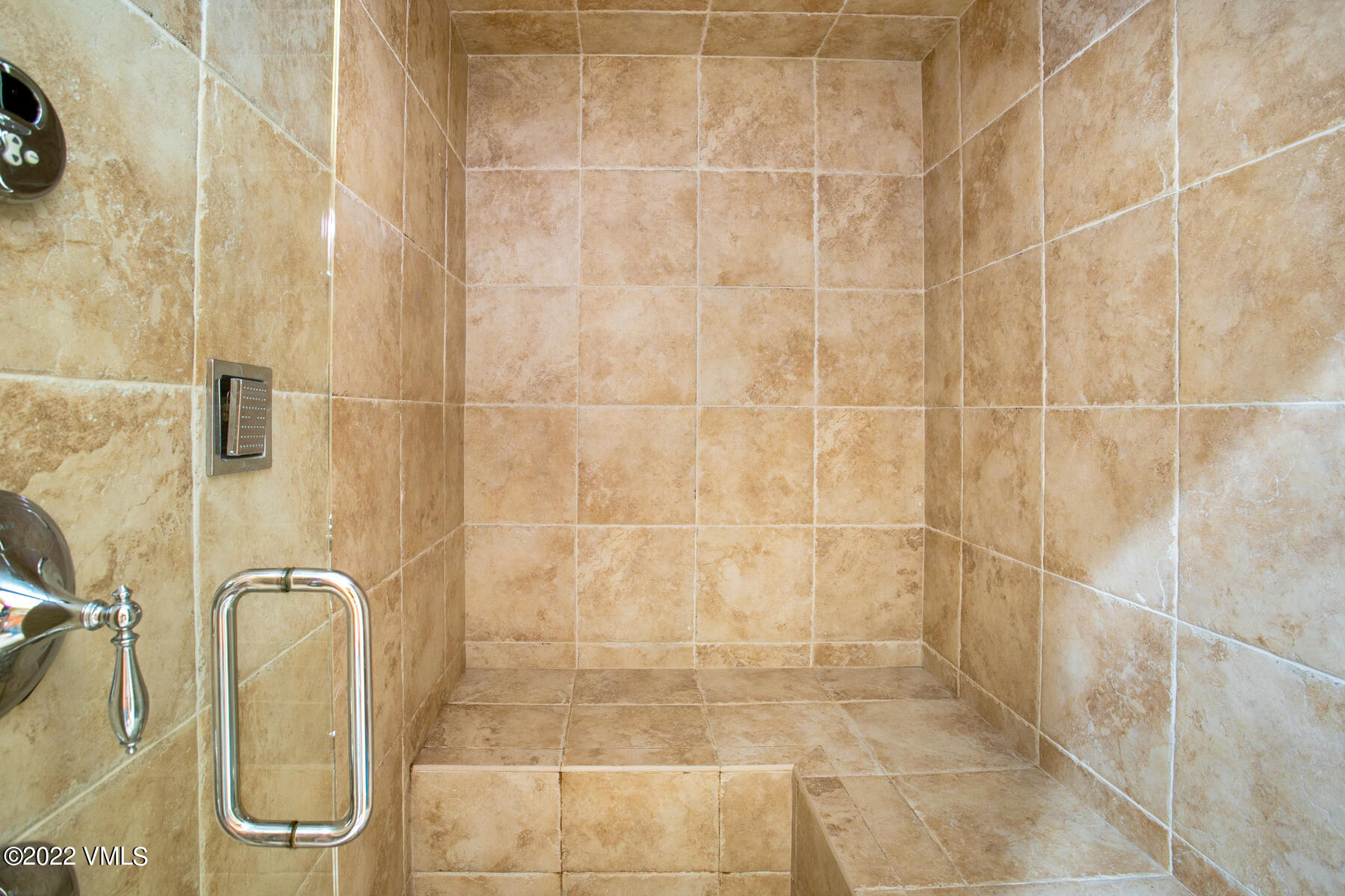 400 Red Draw Edwards, CO 81632 - Photo 19 of 49 a bathroom with a shower