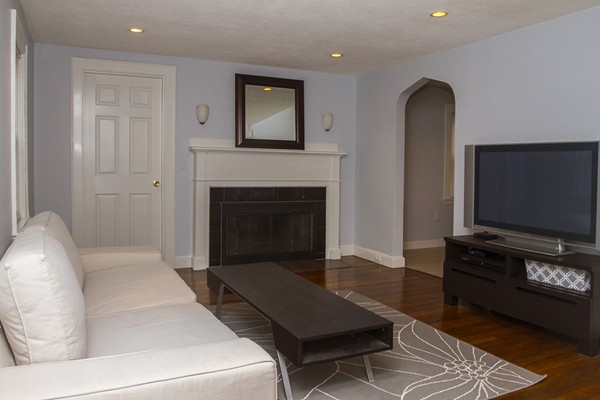 42 Rosedale Road Watertown, MA 02472 - Photo 2 of 11 Gallery Image 2