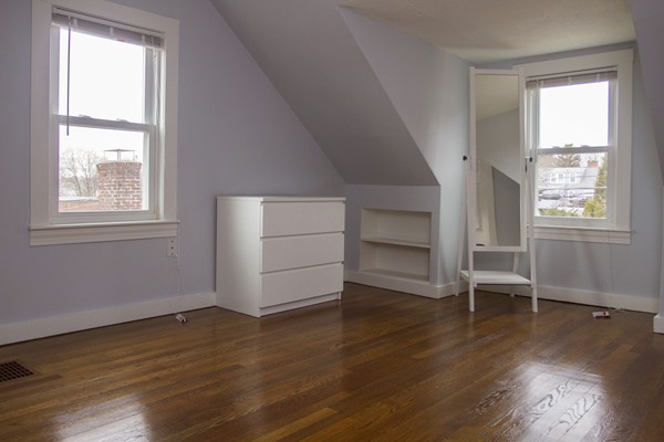 42 Rosedale Road Watertown, MA 02472 - Photo 7 of 11 Gallery Image 7
