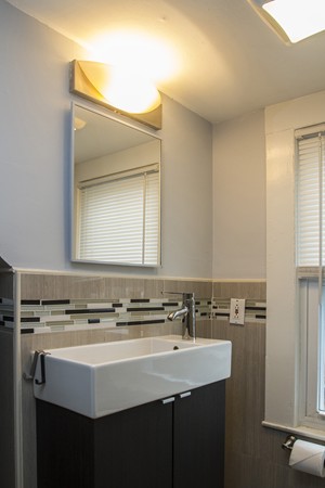 42 Rosedale Road Watertown, MA 02472 - Photo 8 of 11 Gallery Image 8