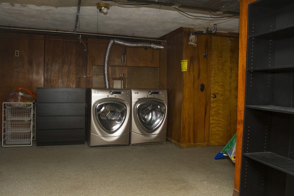 42 Rosedale Road Watertown, MA 02472 - Photo 9 of 11 Gallery Image 9