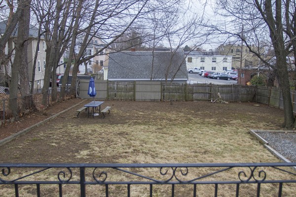 42 Rosedale Road Watertown, MA 02472 - Photo 10 of 11 Gallery Image 10