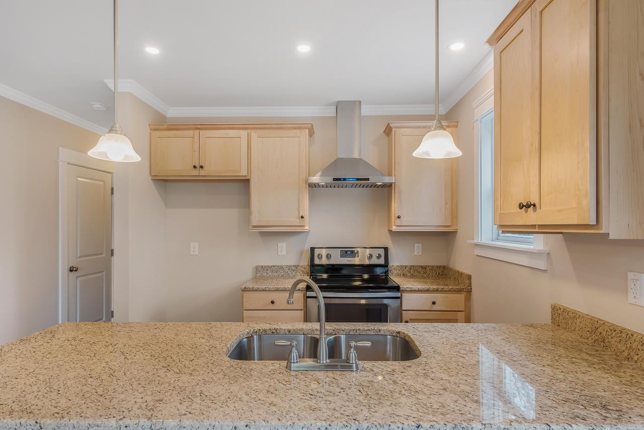 5417 Dorcas Street Raleigh, NC 27606 - Photo 8 of 25 Kitchen
