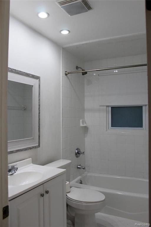2705 Lahser Road Bloomfield Hills, MI 48304 - Photo 16 of 19