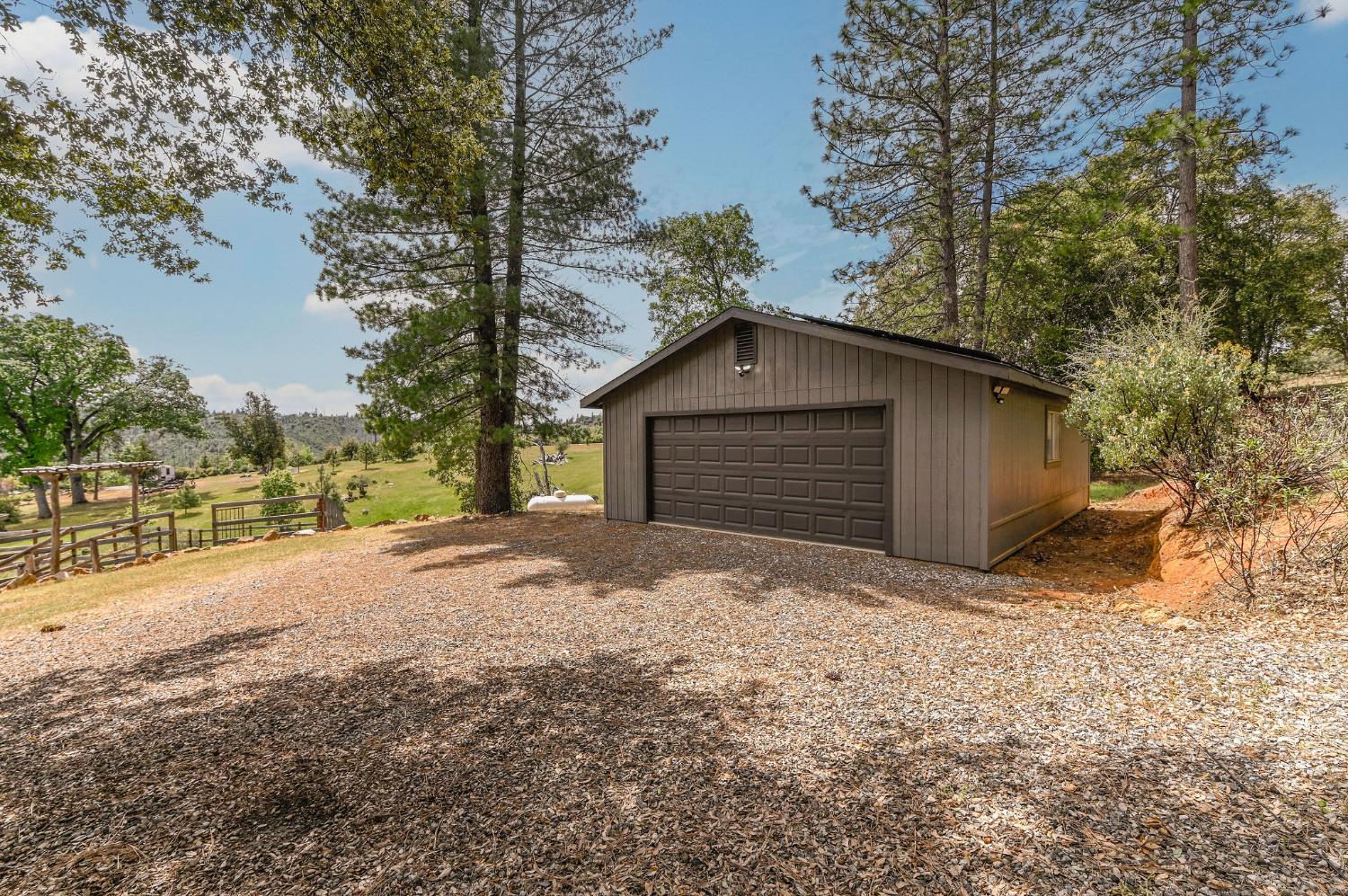 5695 Old Emigrant Trail Mountain Ranch, CA 95246 - Photo 58 of 79