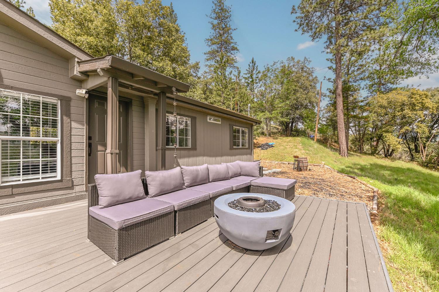 5695 Old Emigrant Trail Mountain Ranch, CA 95246 - Photo 65 of 79