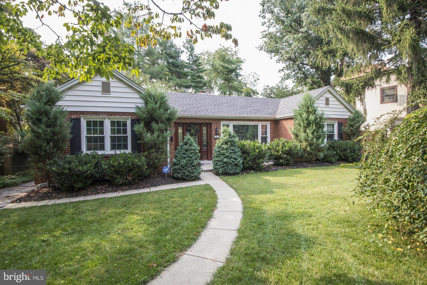 121 Greenbrier Road Towson, MD 21286 - Photo 1 of 17 Exterior (Front)