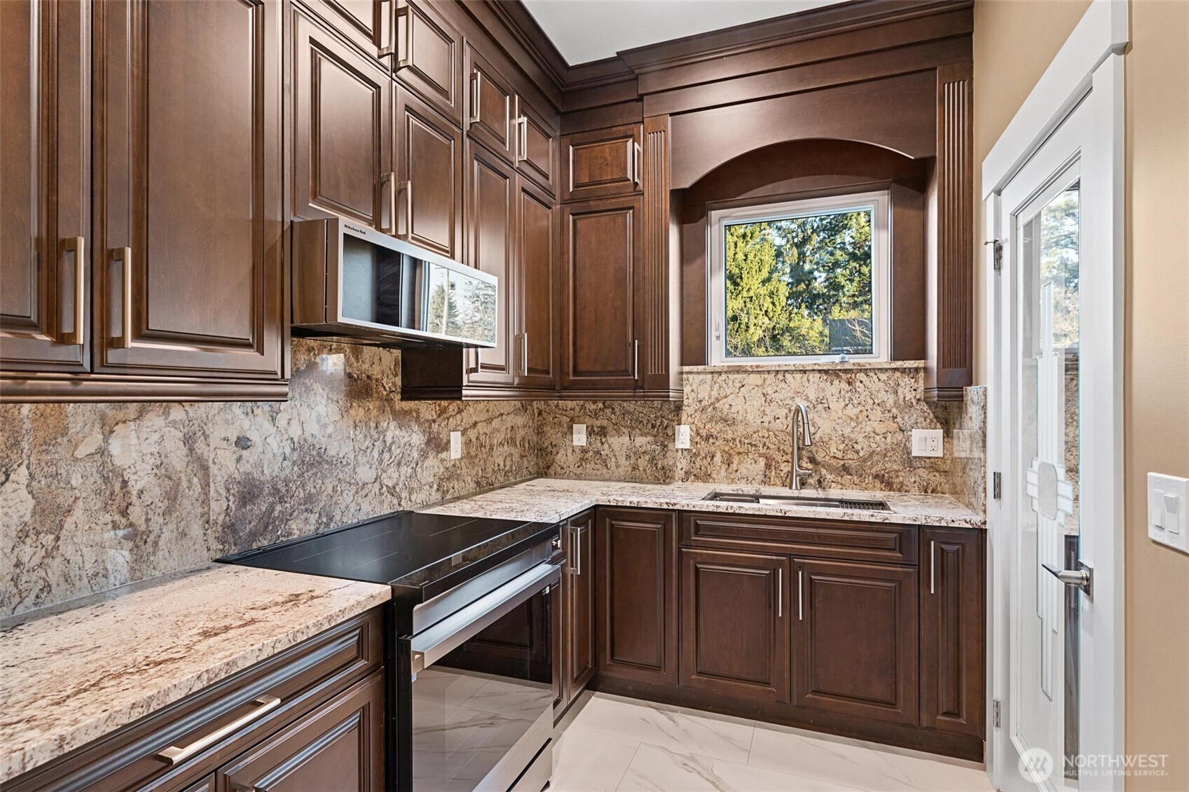 3520 South 164th Street SeaTac, WA 98188 - Photo 12 of 40