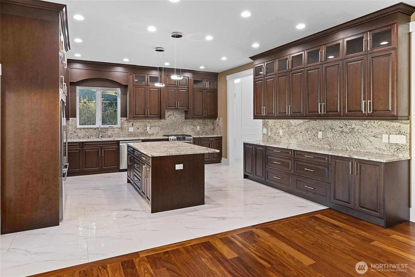 3520 South 164th Street SeaTac, WA 98188 - Photo 10 of 40